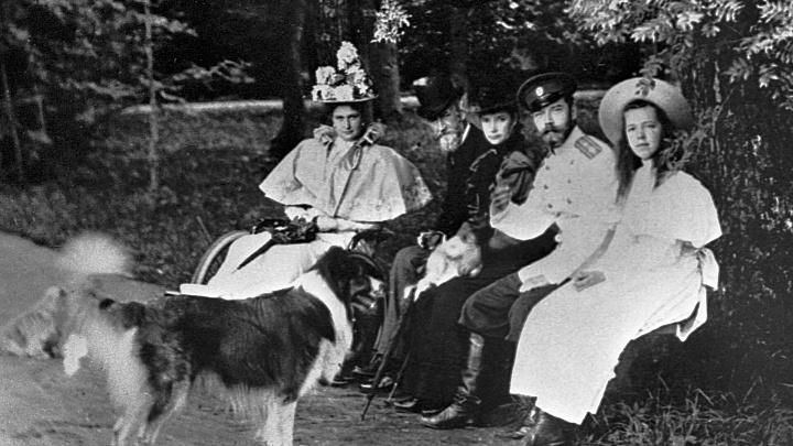 В Петербурге открылась выставка акварелей из собрания Великой княгини Ольги