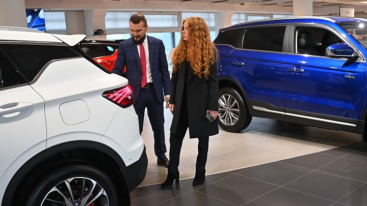 Аналитики назвали средний чек на покупку нового автомобиля