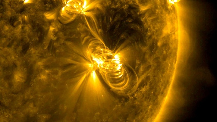 На Солнце произошла самая сильная за месяц вспышка